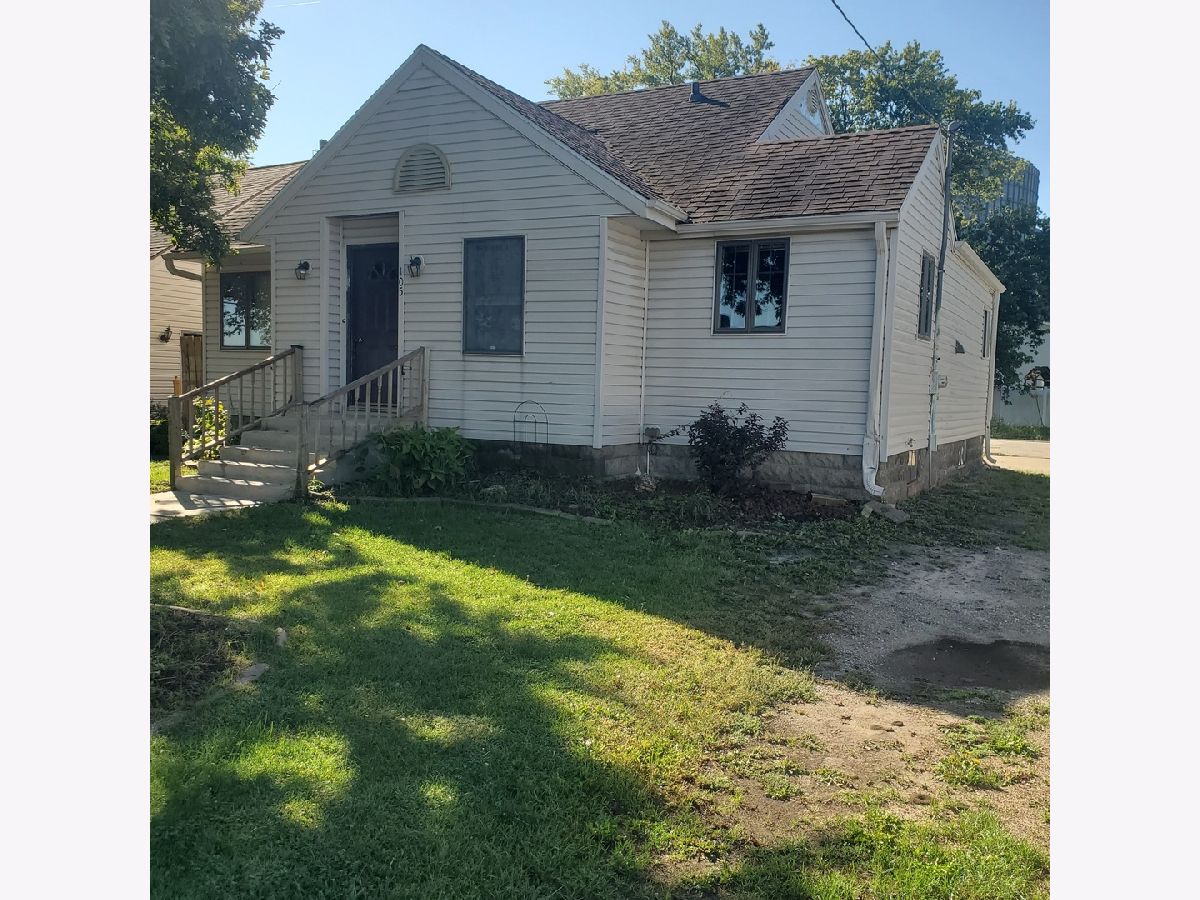  For Sale Martinton Illinois, 105 Seiler Street