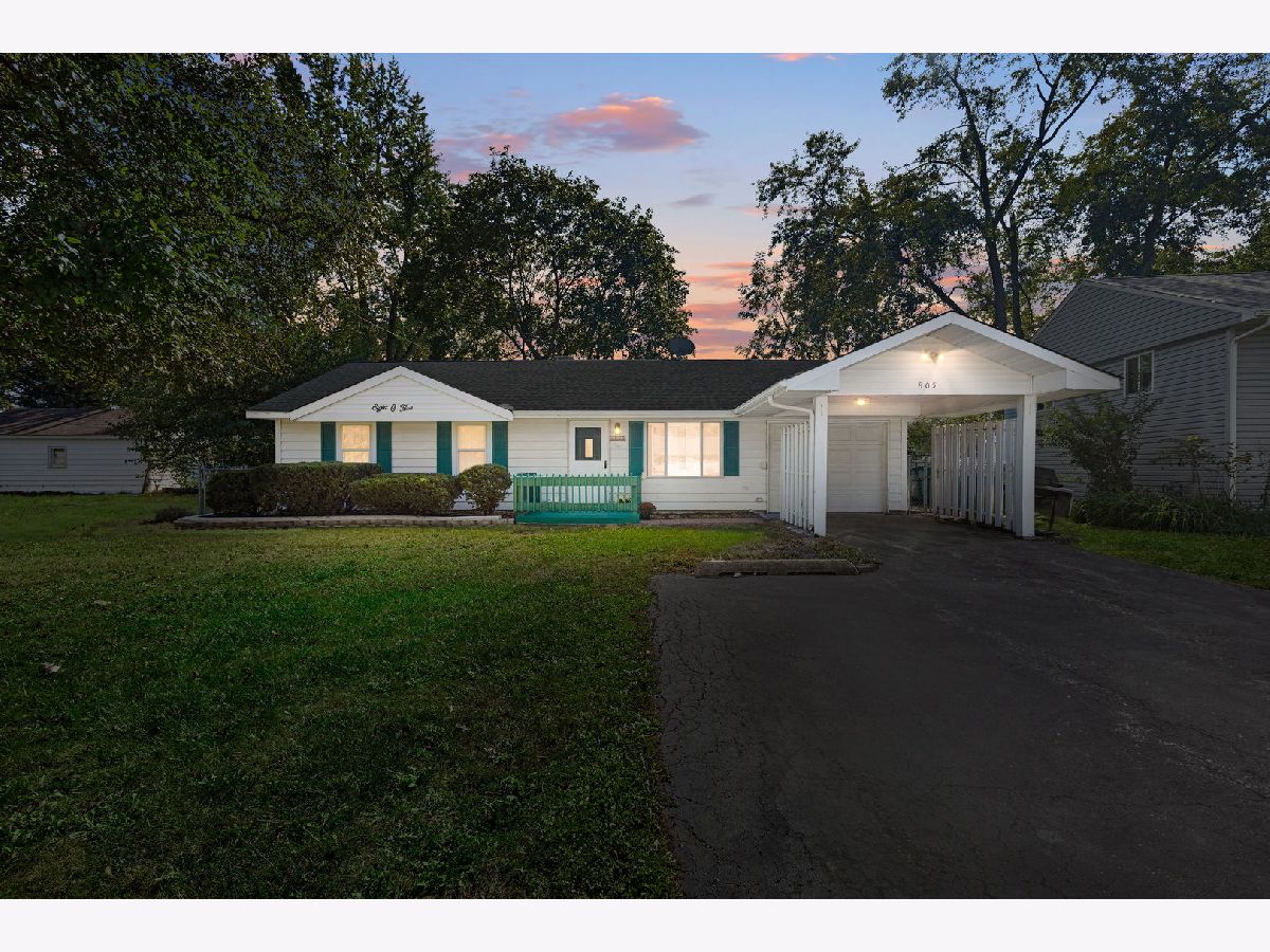 Homes For Sale Bridalwreath Joliet Illinois, 805 Cypress Lane