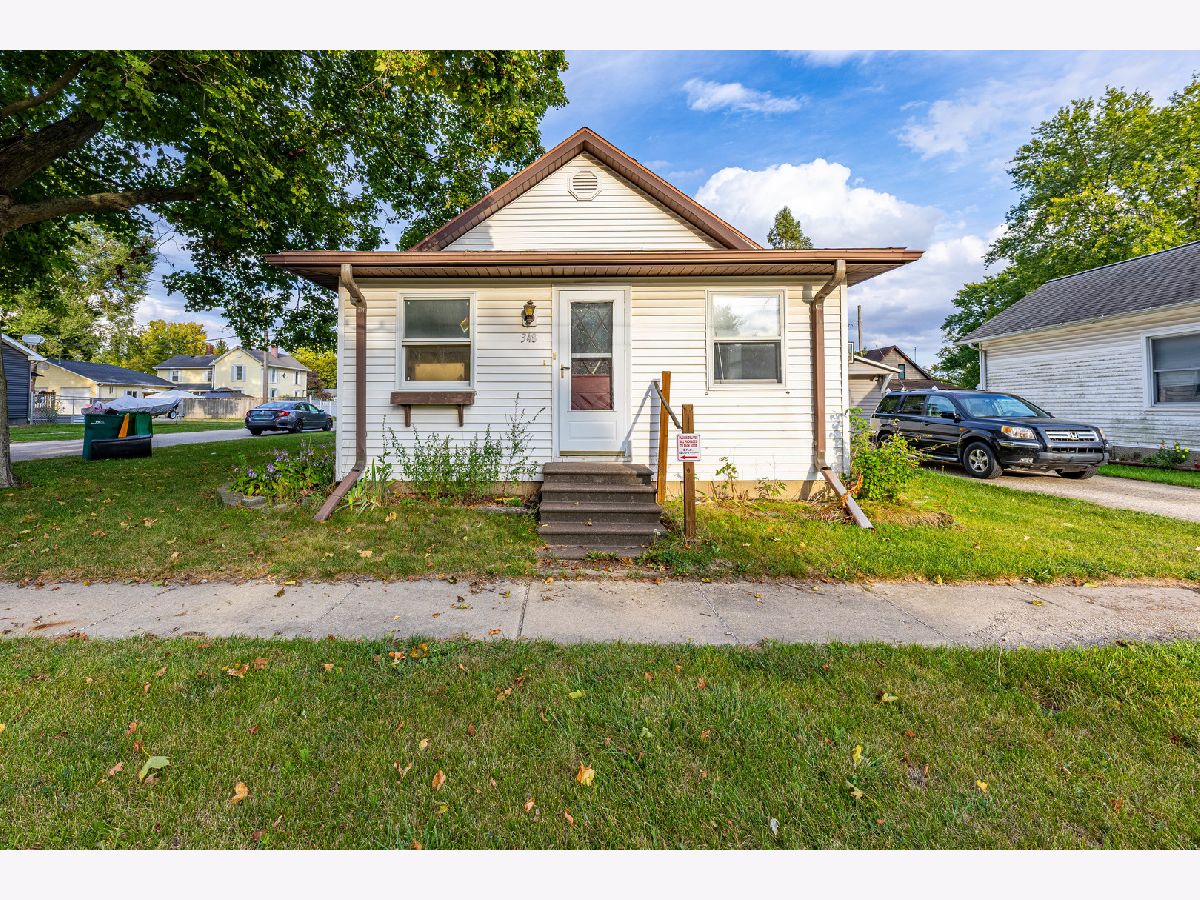  Sold Seneca Illinois, 348 Market