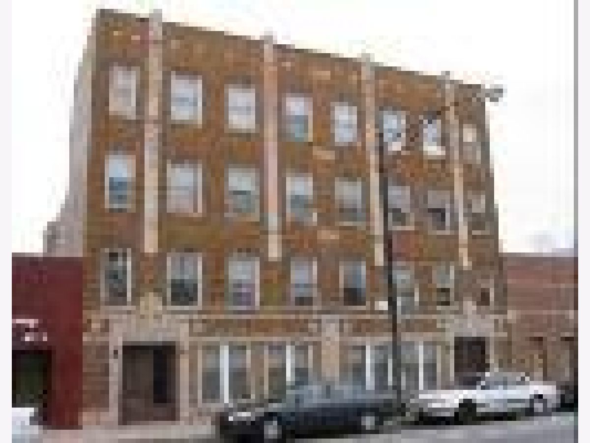 Rented Chicago Illinois, 4585 Elston