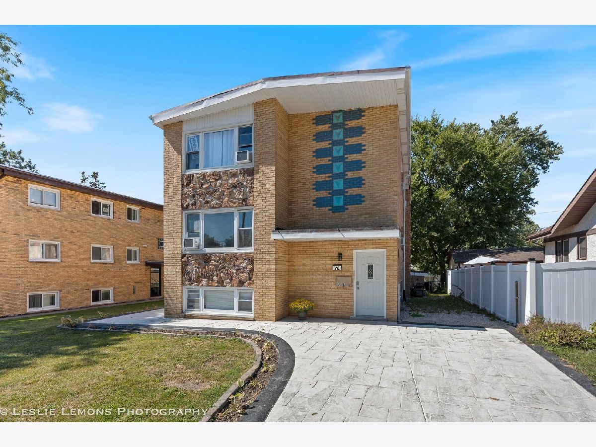  Rented Lemont Illinois, 912 State