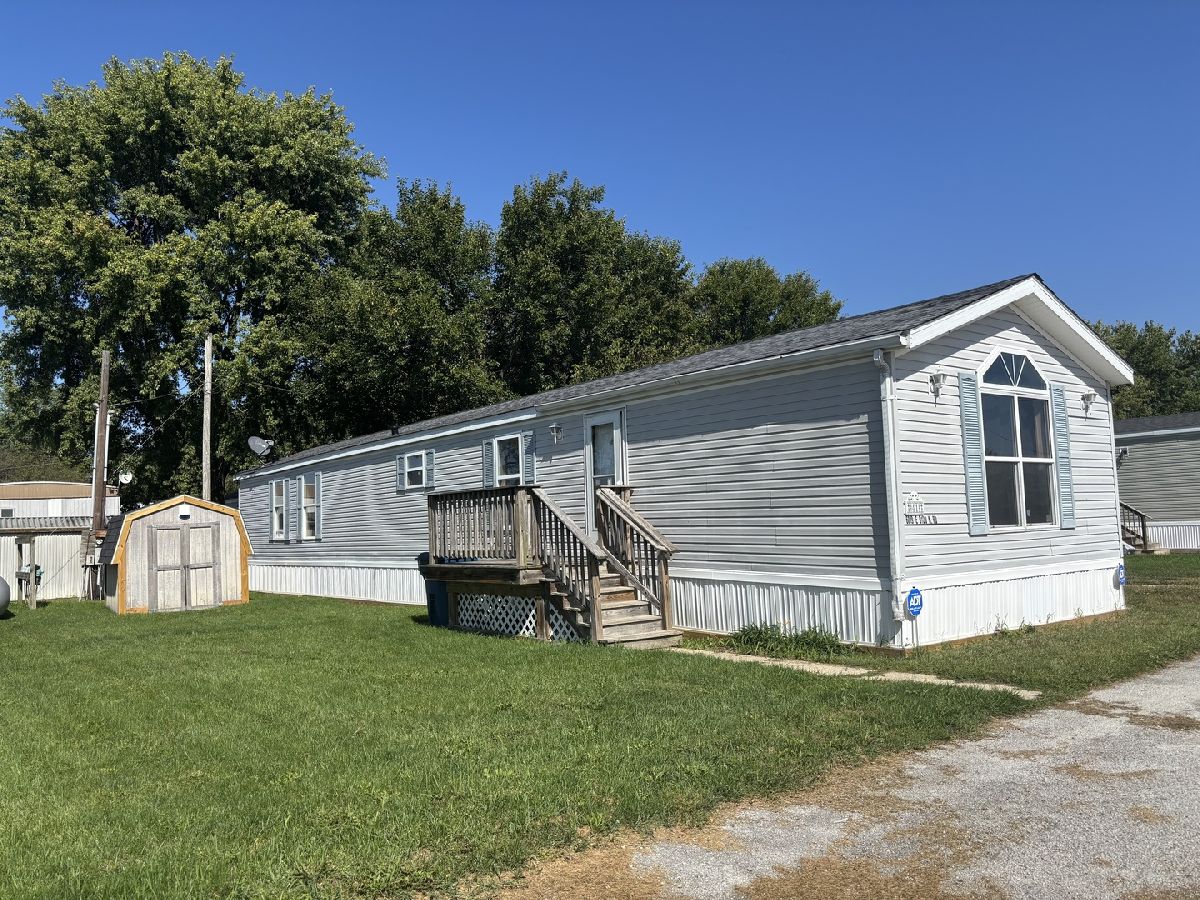  Sold Manteno Illinois, 6019 County Road 9120 N.