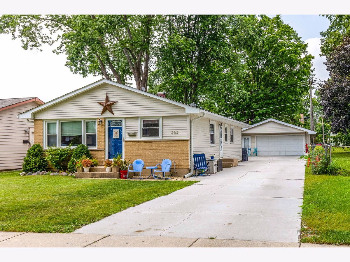  Sold Mundelein Illinois, 262 Fairlawn
