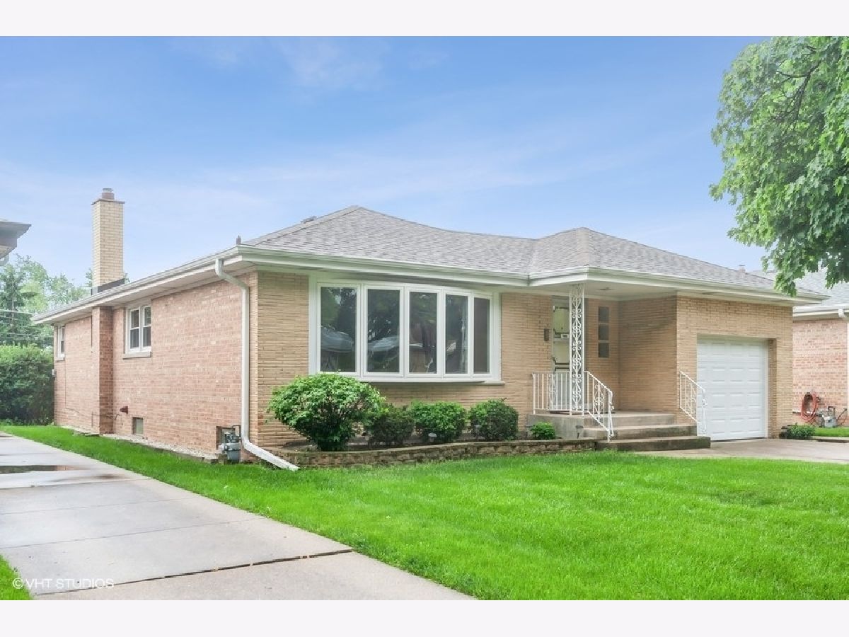 For Rent Niles Illinois, 7045 Madison