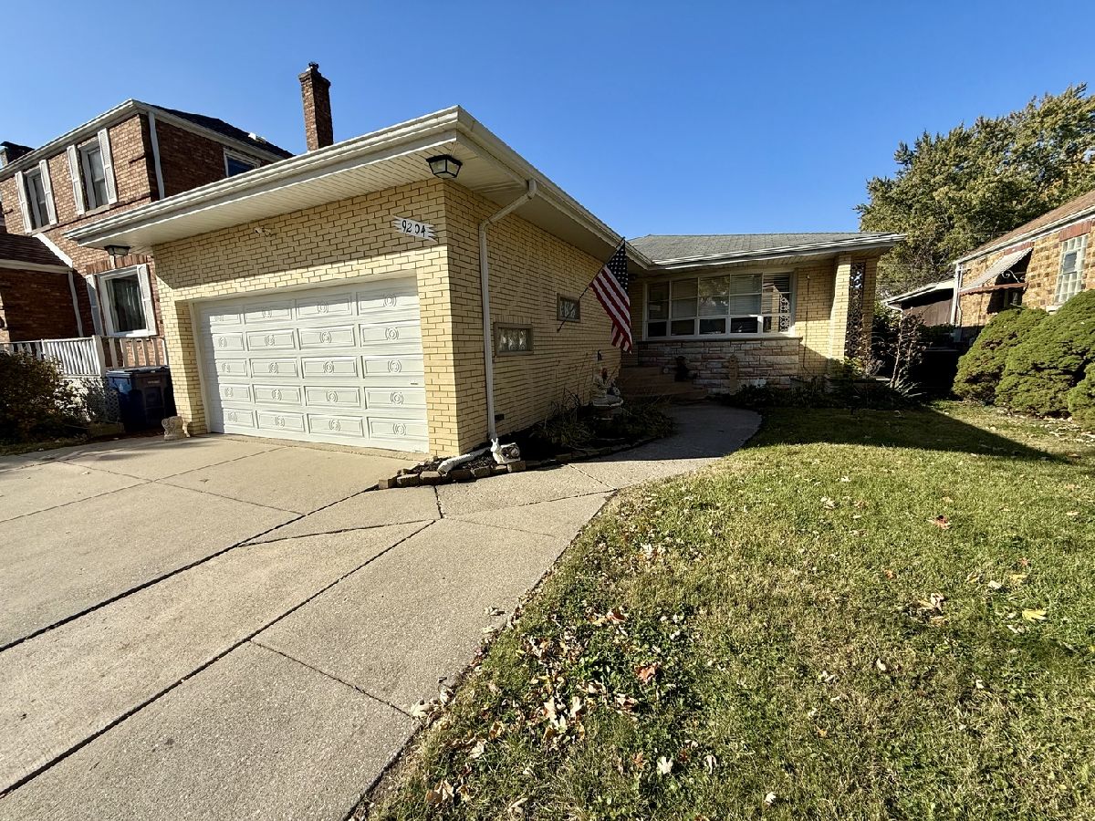  Sold Evergreen Park Illinois, 9204 Sacramento