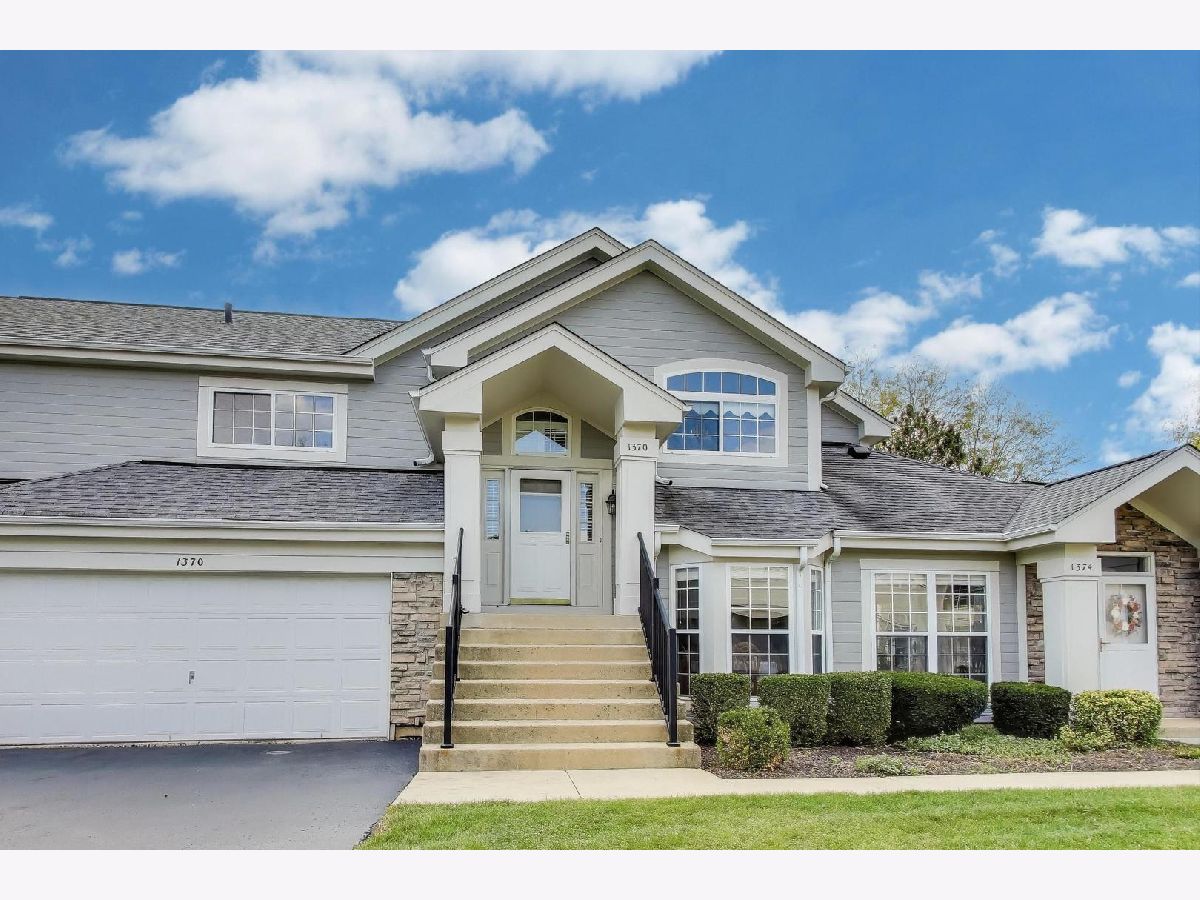  For Sale Batavia Illinois, 1370 Spencer Lane
