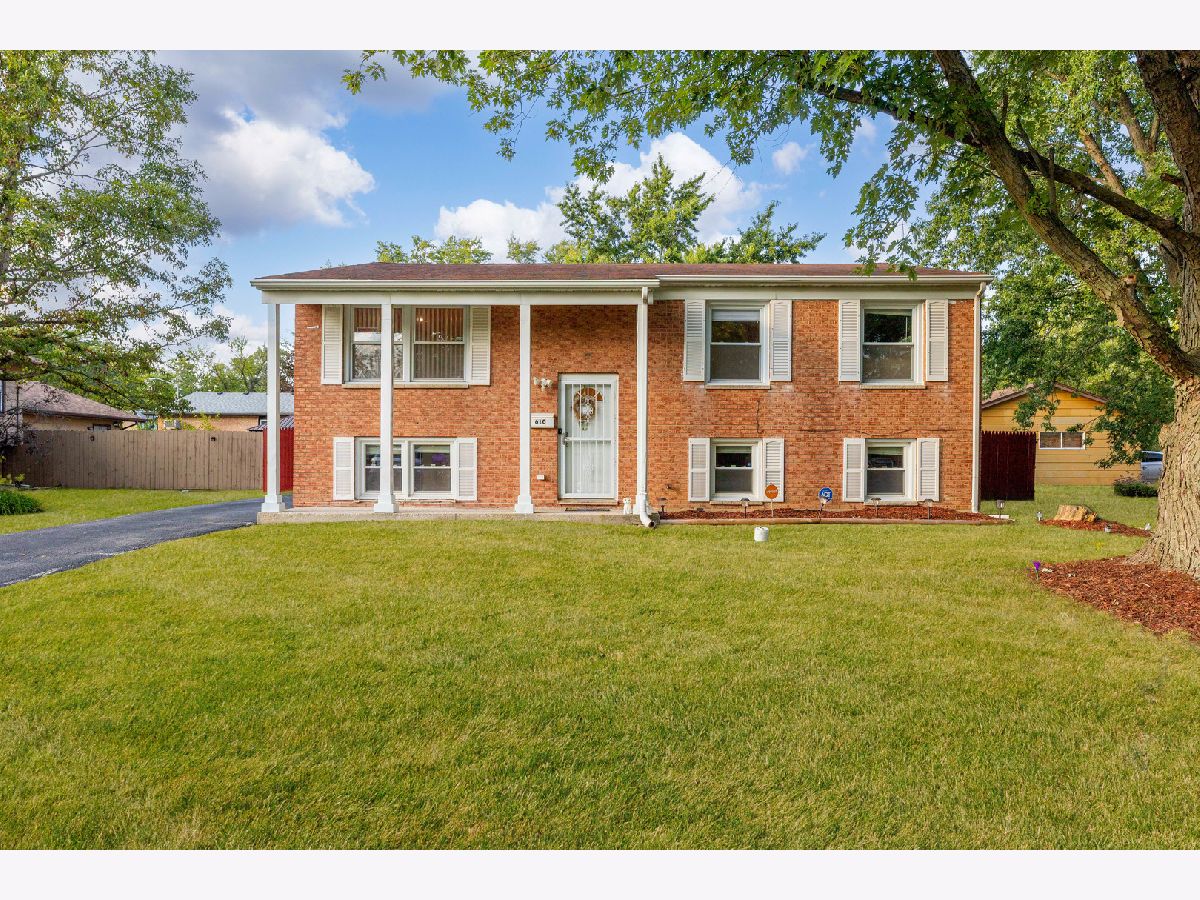  Sold University Park Illinois, 610 Sandra Dr