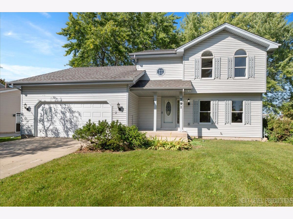  Sold North Aurora Illinois, 791 Cottonwood