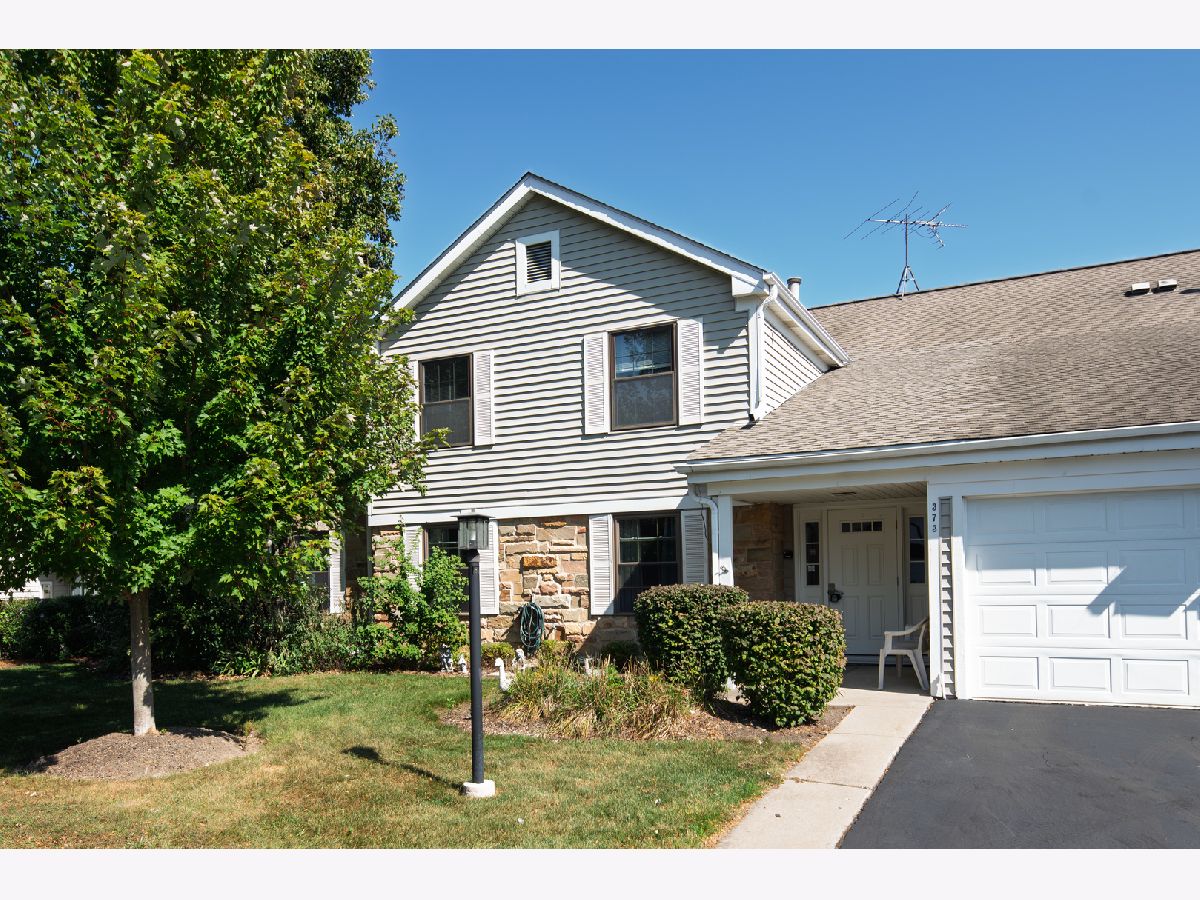  For Sale Schaumburg Illinois, 373 Southbury Court