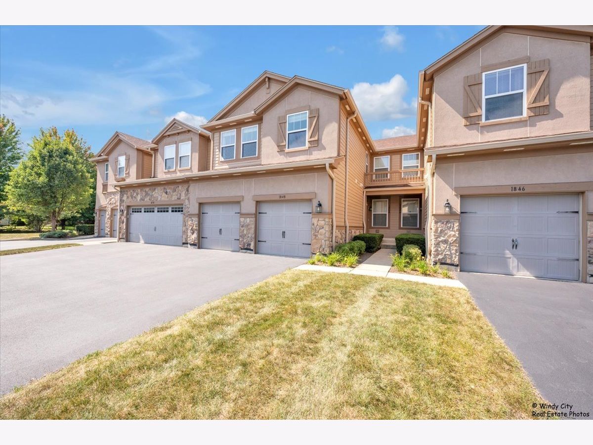  Rented Vernon Hills Illinois, 1848 Crenshaw