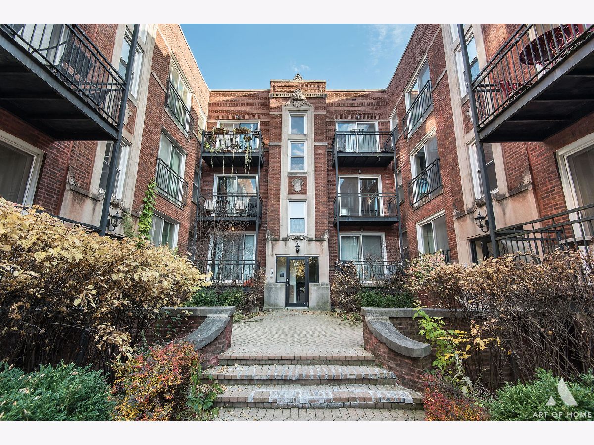 Rented Chicago Illinois, 3705 Kenneth