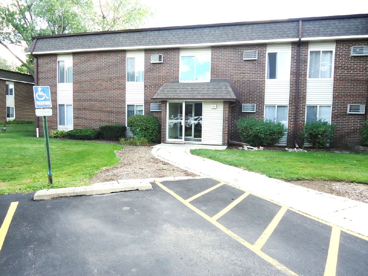  For Sale Buffalo Grove Illinois, 1115 Miller Lane