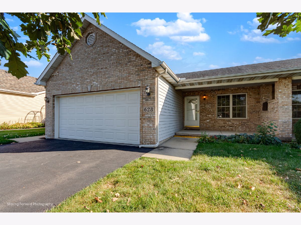  For Sale Sandwich Illinois, 628 Charlotte Street