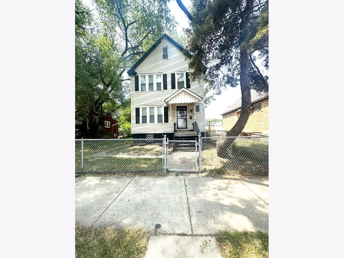  Rented Chicago Illinois, 8418 Sangamon