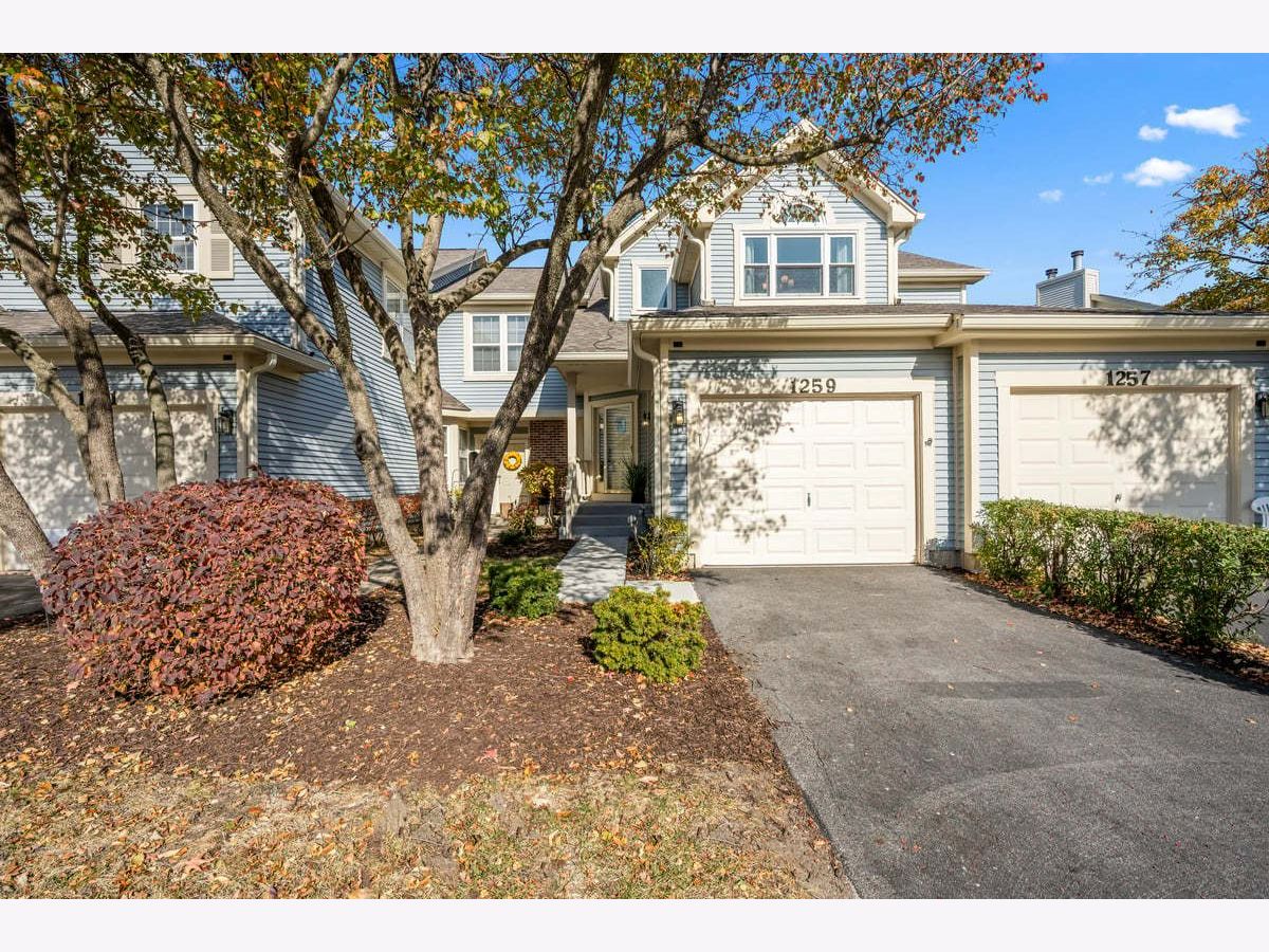 Townhomes & Condos & Homes Sold The Fields Naperville Illinois, 1259 Tennyson