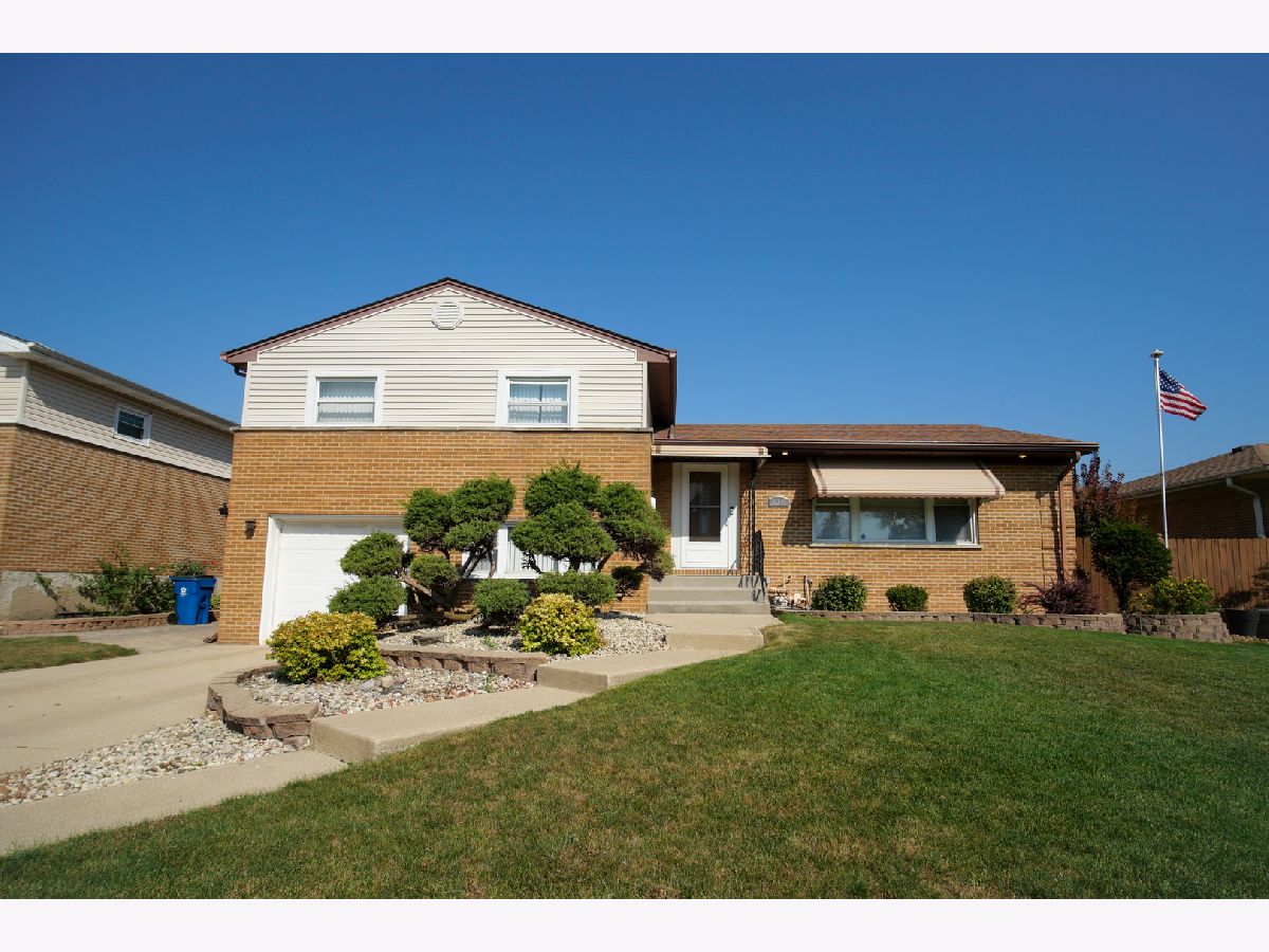  For Sale Melrose Park Illinois, 1209 Helen Drive