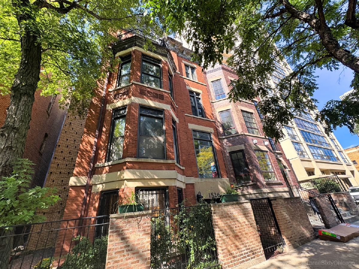  Rented Chicago Illinois, 1526 Lasalle