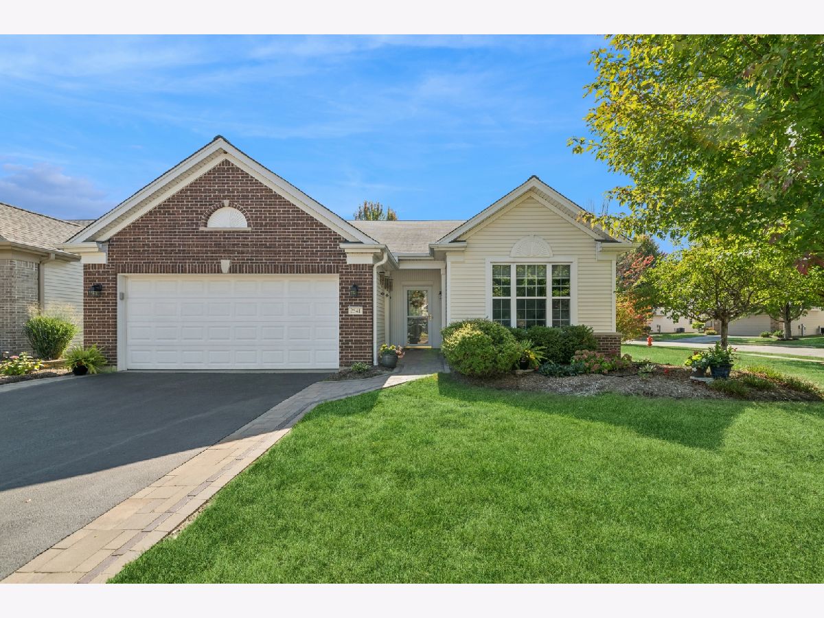 Homes For Sale Edgewater By Del Webb Elgin Illinois, 2541 Harvest Valley