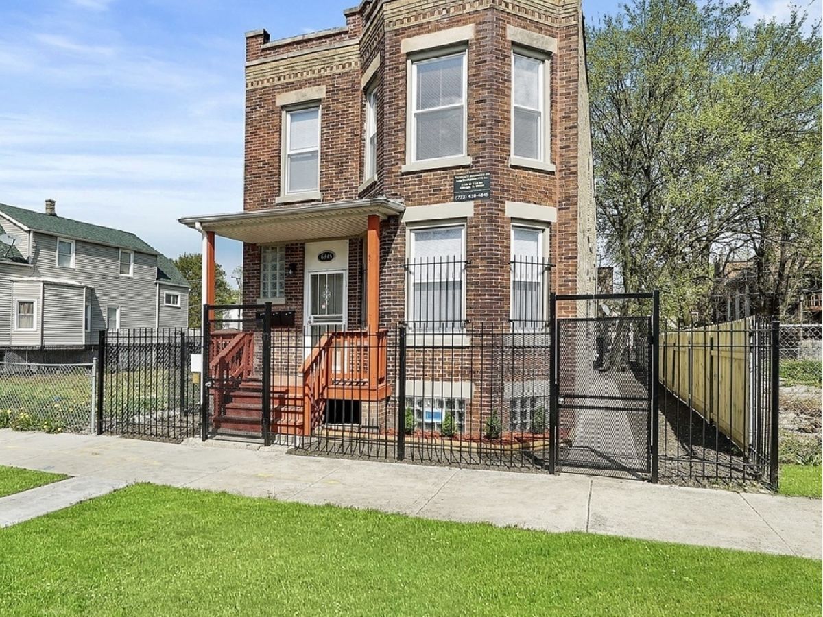 Rented Chicago Illinois, 6345 Winchester