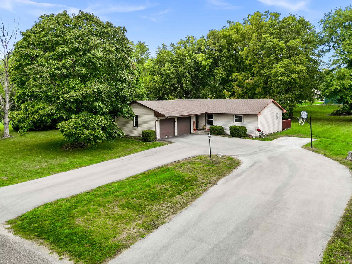  For Sale Leroy Illinois, 108 Cardinal Drive