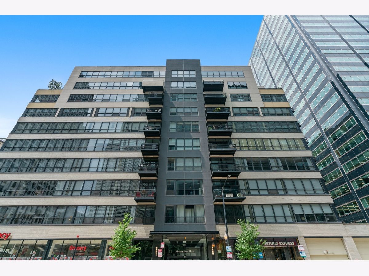  Rented Chicago Illinois, 130 Canal