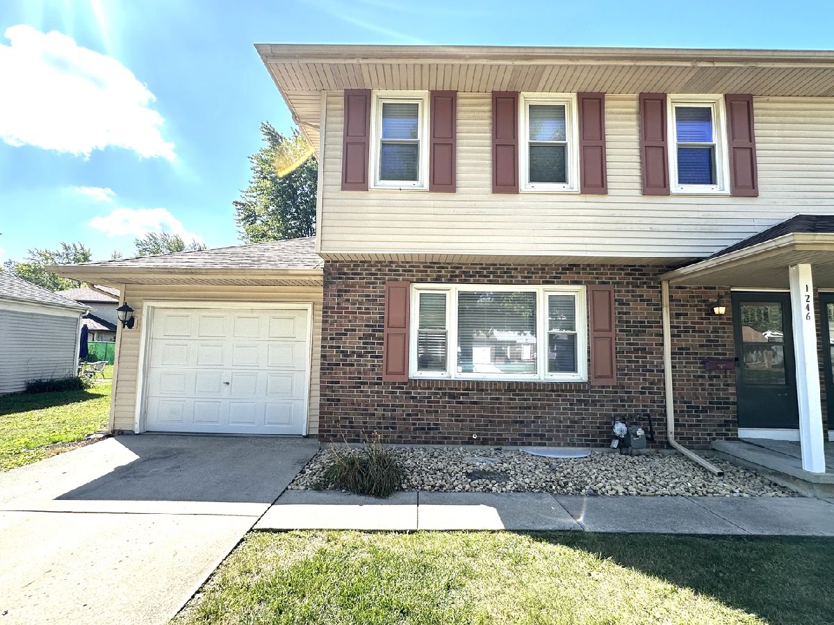  For Rent Aurora Illinois, 1246 California