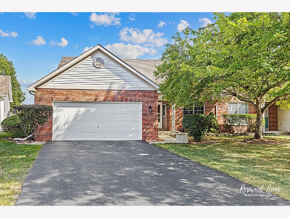 Townhomes For Sale Townhomes On The Lake Joliet Illinois, 2714 Lake Side Circle