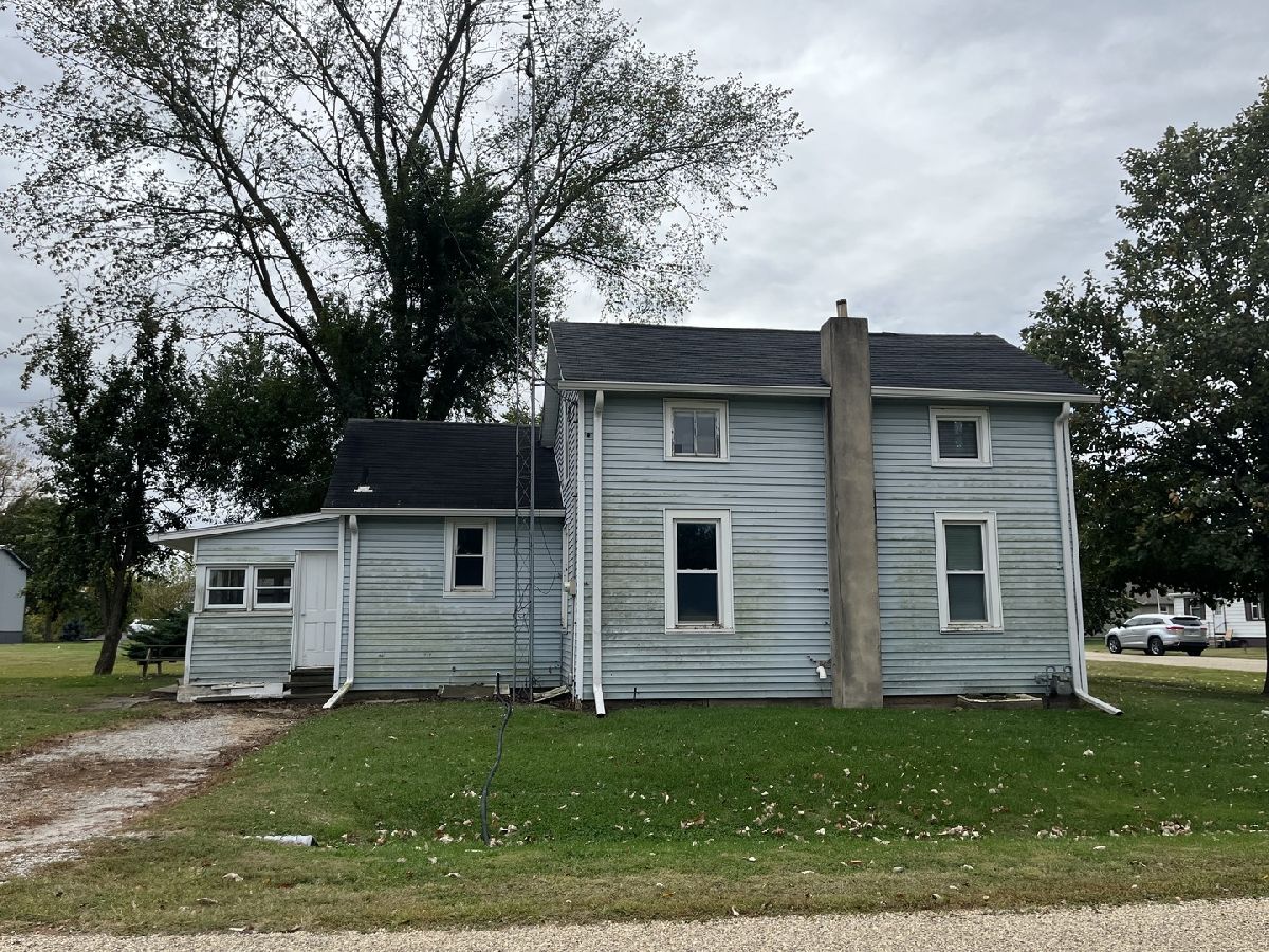  For Sale Seatonville Illinois, 119 Center Street