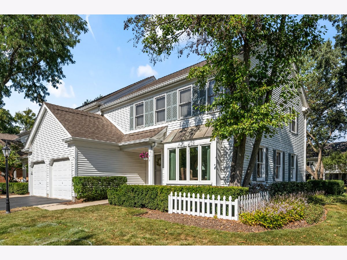 Townhomes & Condos For Sale Rob Roy Country Club Village Prospect Heights Illinois, 212 Country Club Drive