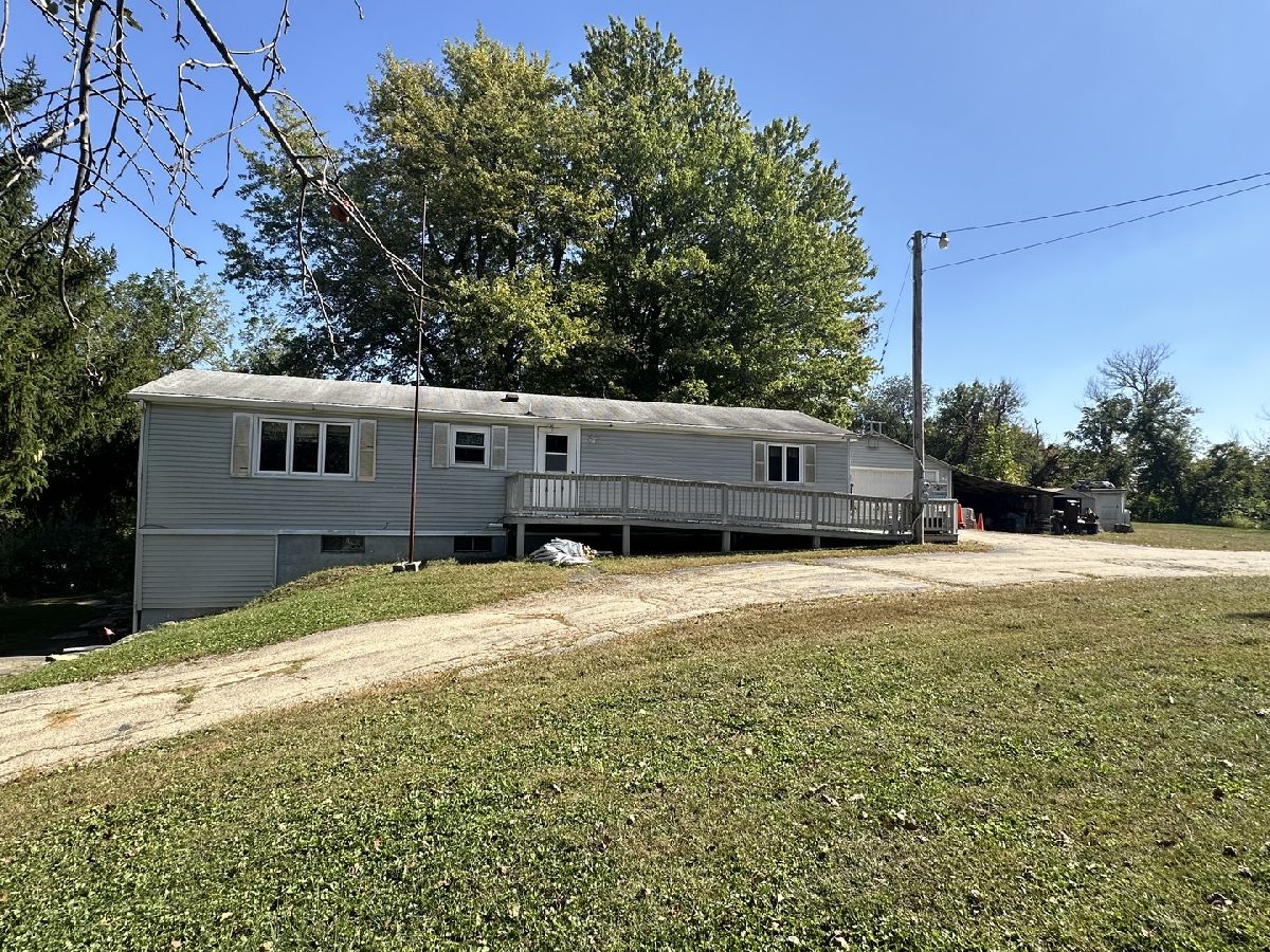  For Sale Morrison Illinois, 13629 Garden Plain Road