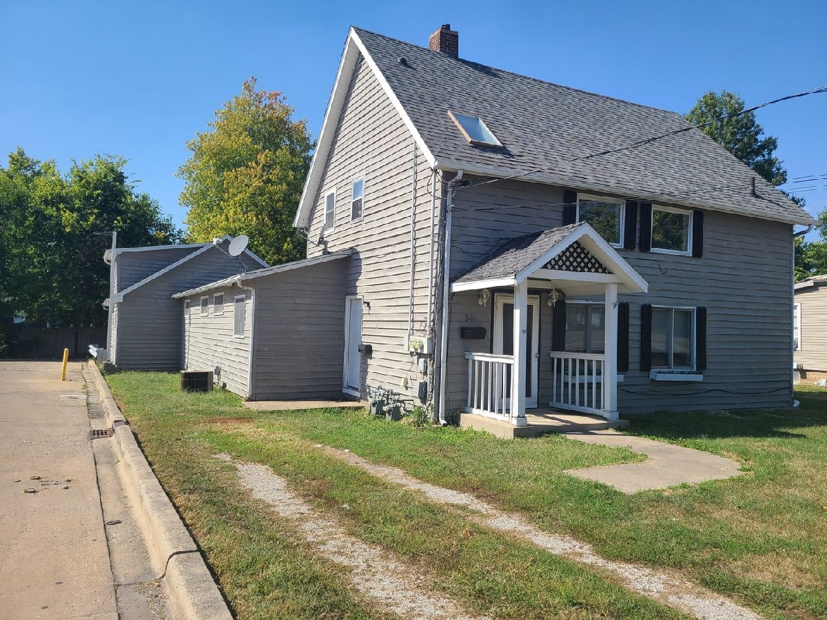  Rented Ottawa Illinois, 901 1st