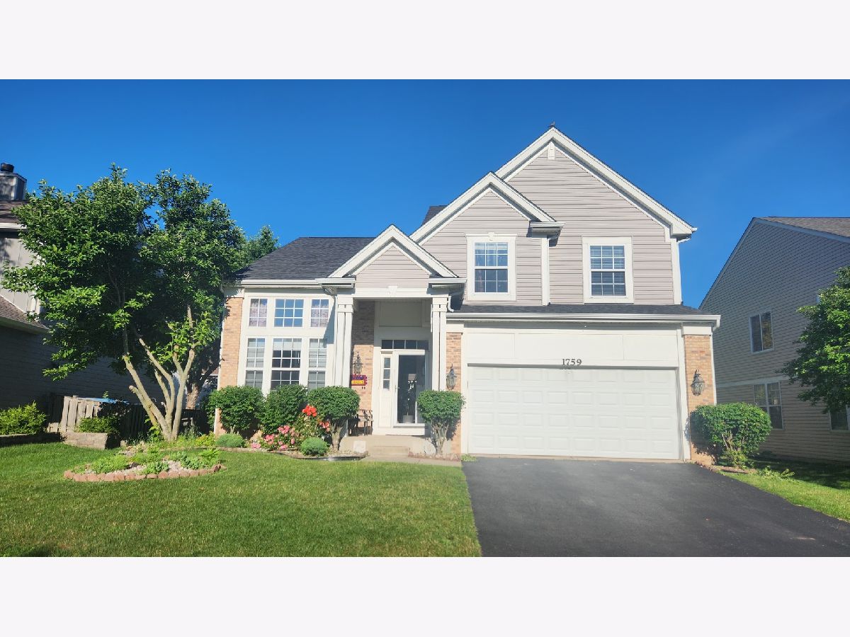  Rented Aurora Illinois, 1759 Ellington