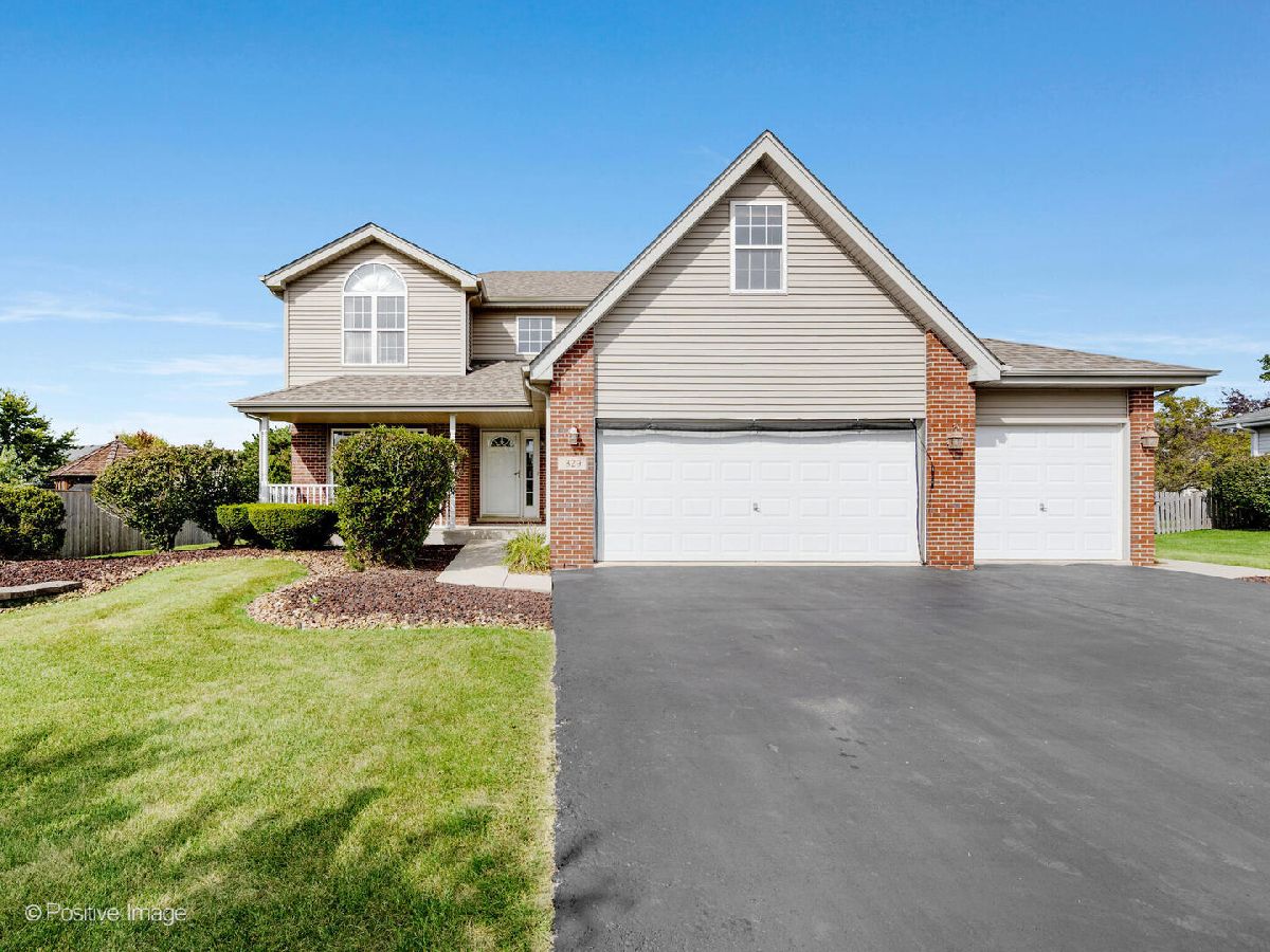 Homes For Sale Liberty Square New Lenox Illinois, 329 Hancock Drive