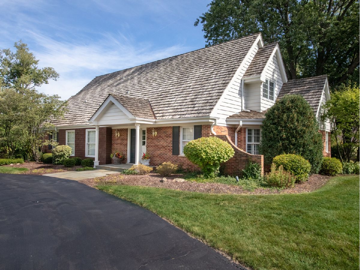 For Sale Oak Brook Illinois, 2 Royal Vale Drive