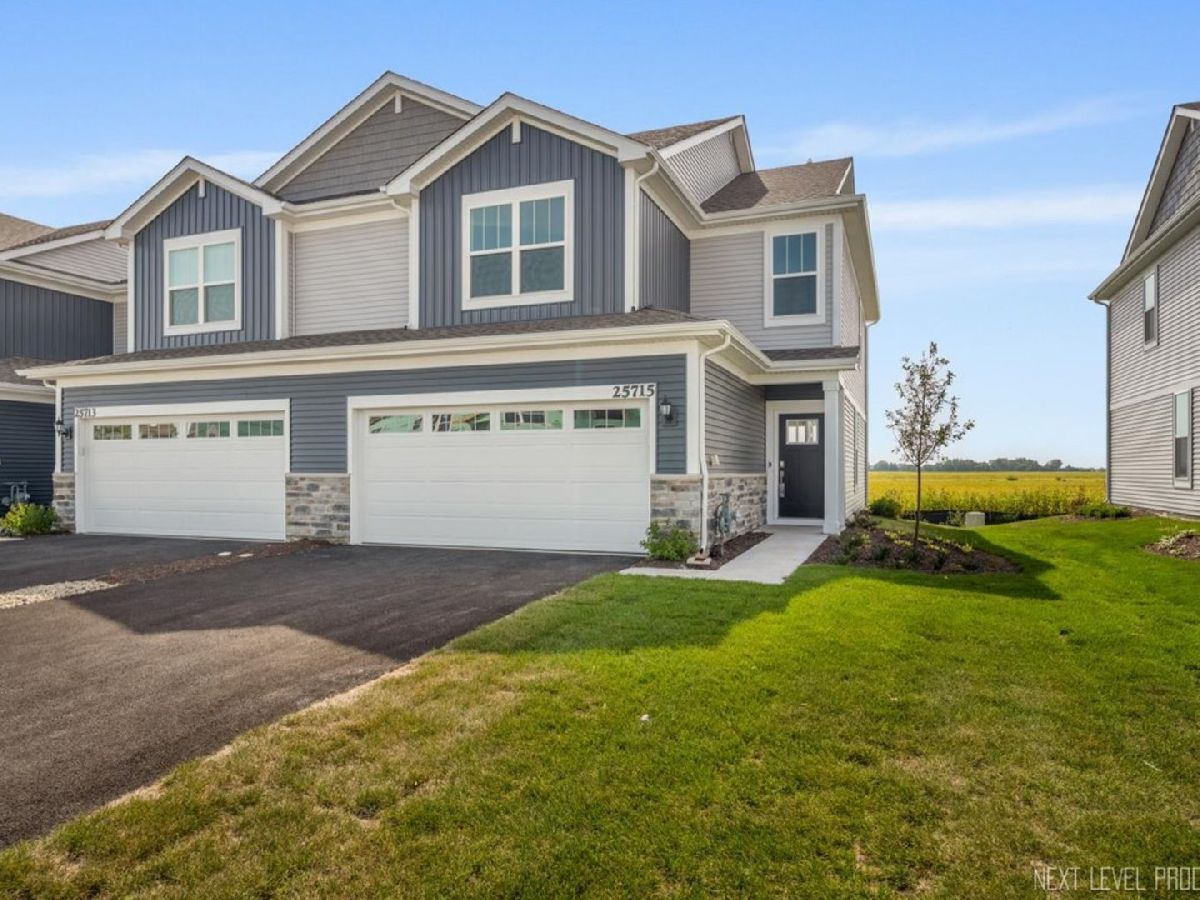 Condos & Townhomes Rented Autumn Glen Plainfield Illinois, 25715 Yorkshire