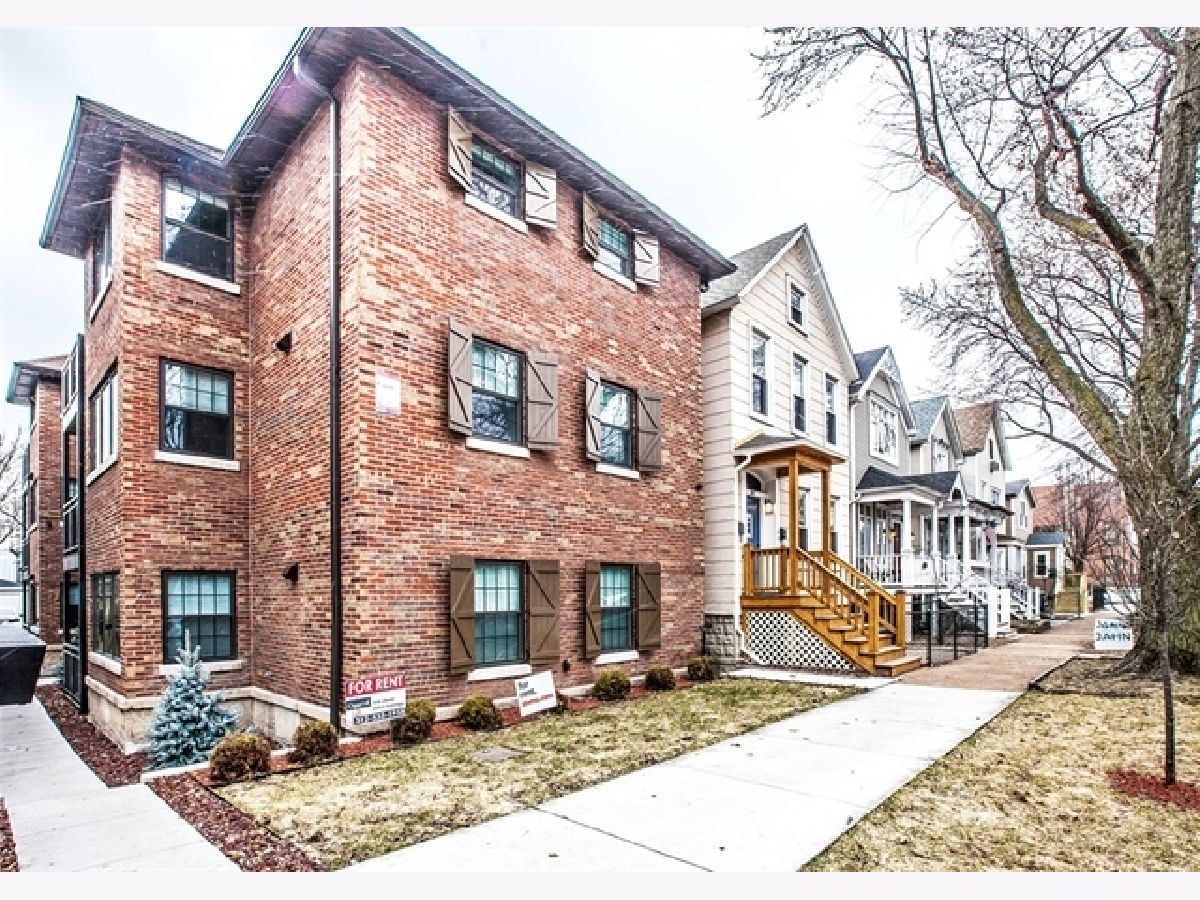  Rented Chicago Illinois, 2141 Fletcher