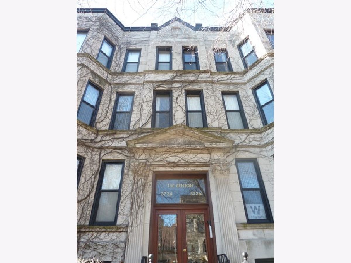 Rented Chicago Illinois, 3734 Sheffield
