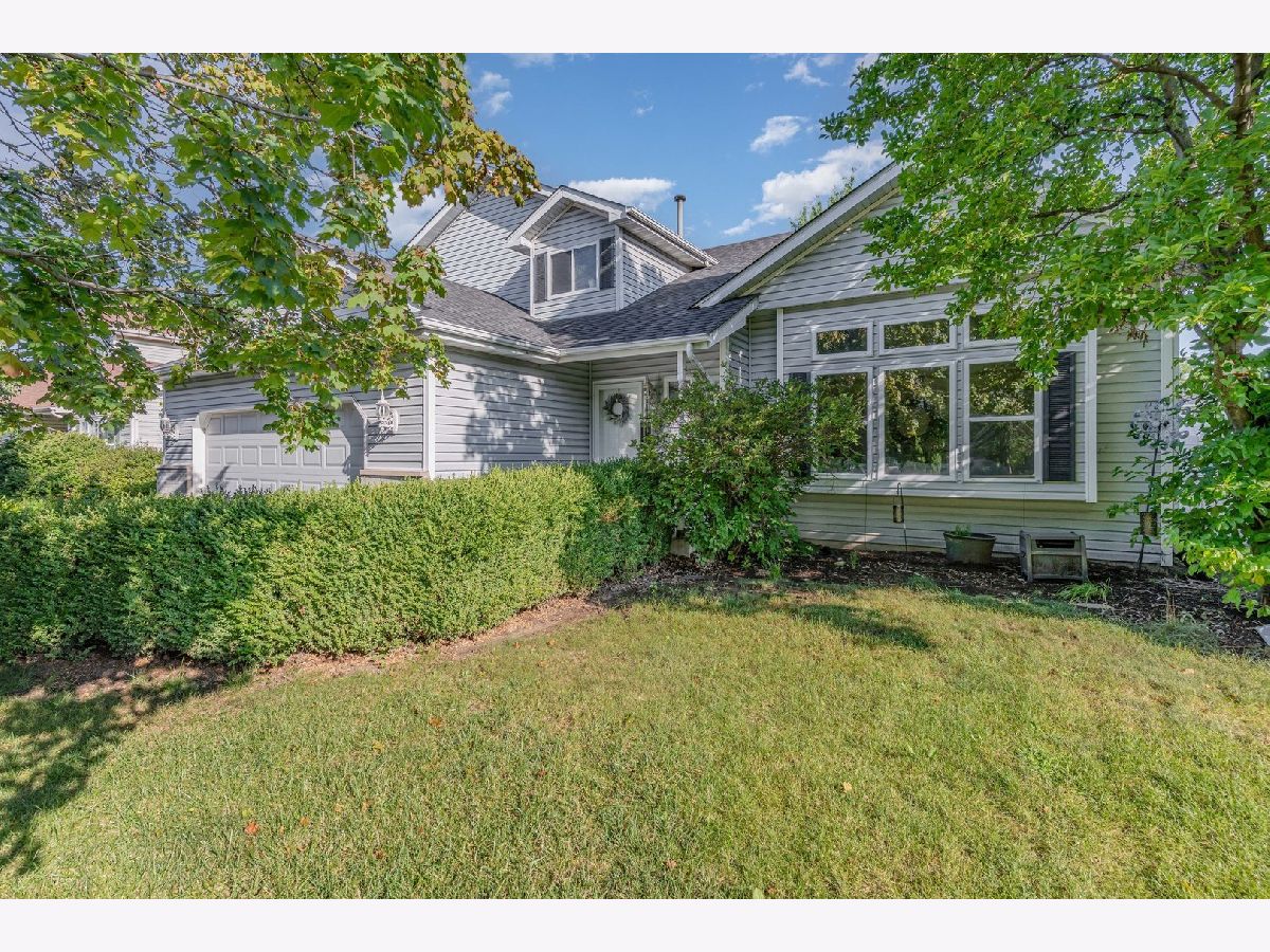  Sold Crest Hill Illinois, 2528 Silver Rock