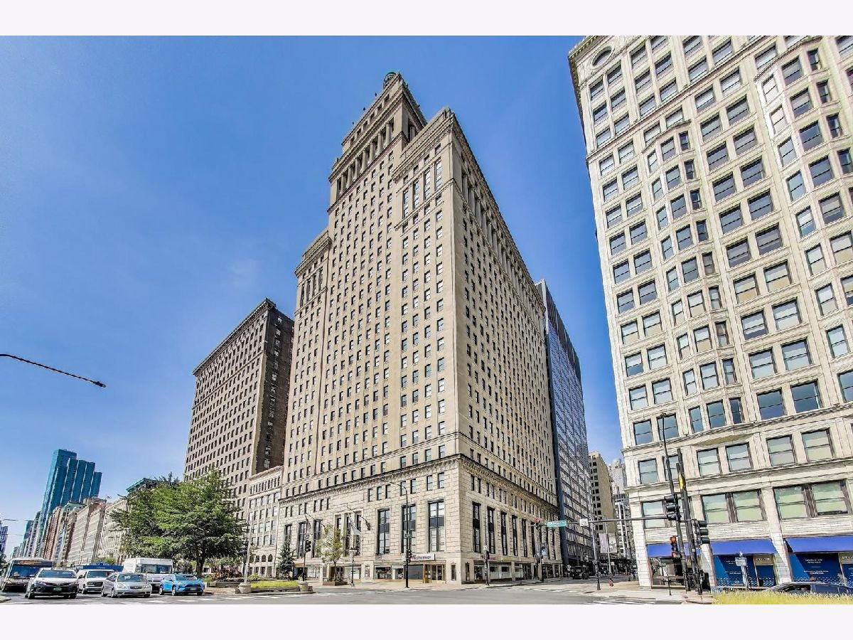  For Sale Chicago Illinois, 310 Michigan Avenue
