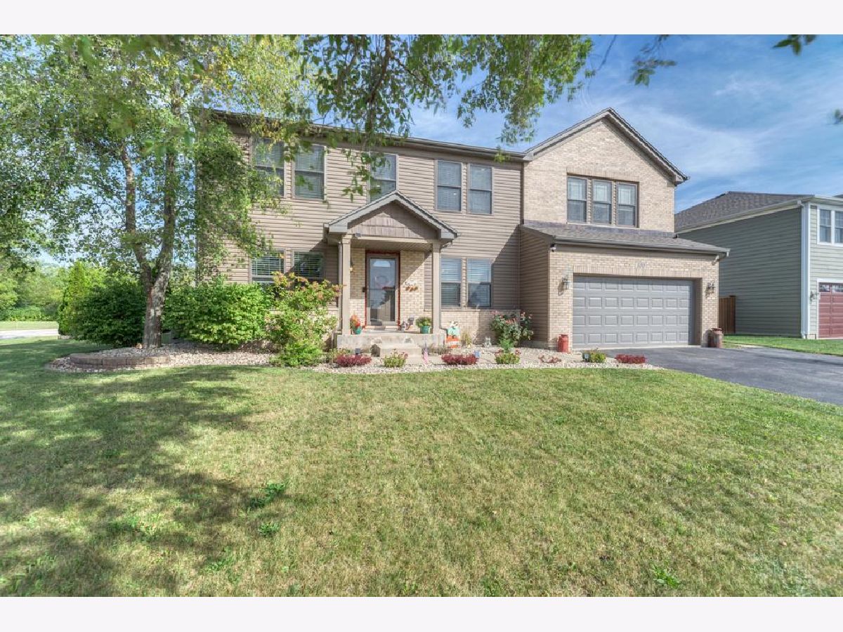 For Sale Coal City Illinois, 500 Barber Drive