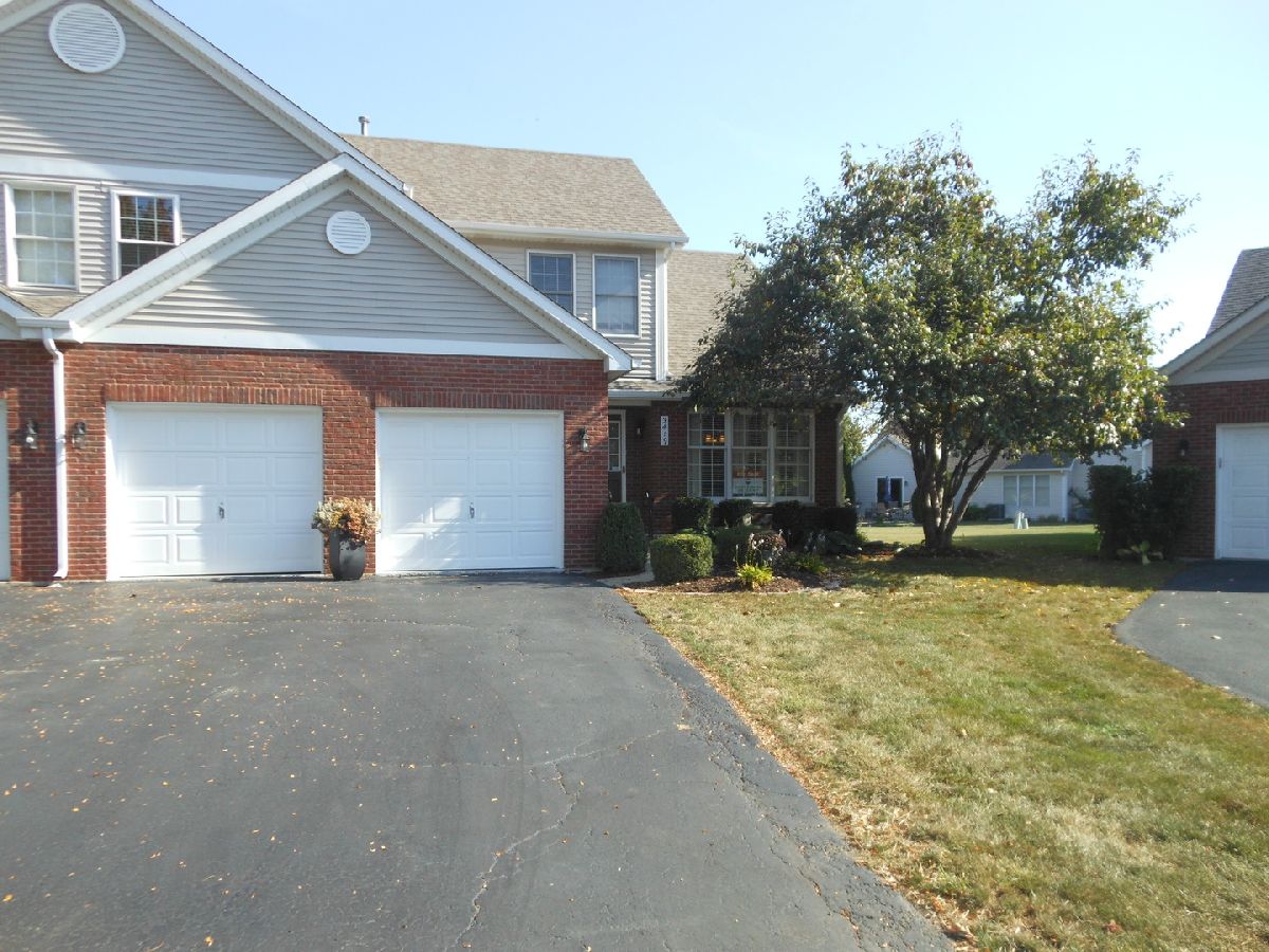 Townhomes For Sale Townhomes On The Lake Joliet Illinois, 3419 Lake Side Circle
