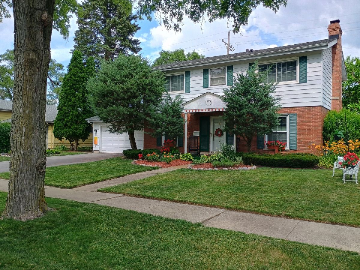  For Sale Homewood Illinois, 18751 Kings Road