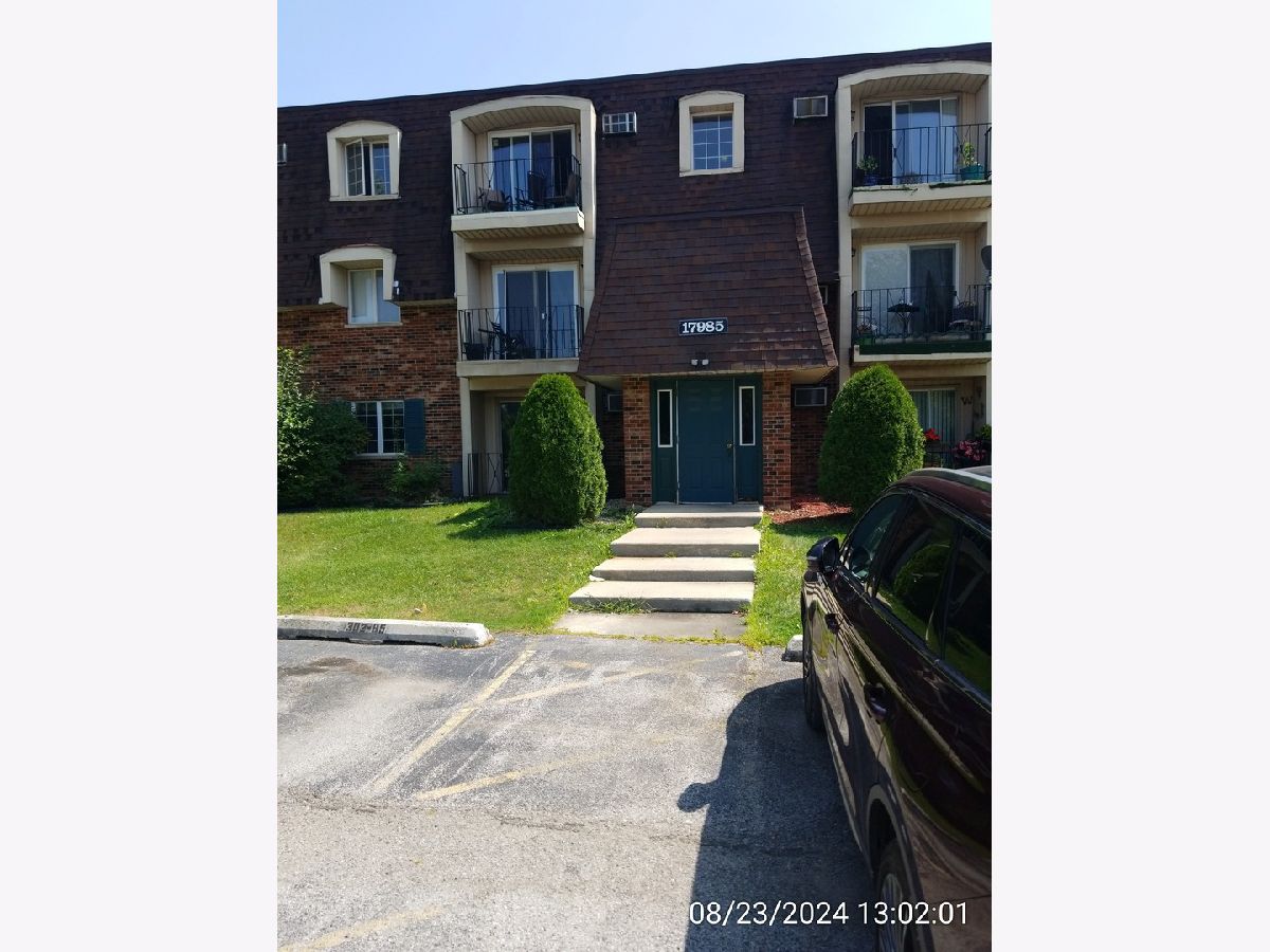  Sold Country Club Hills Illinois, 17985 Amherst