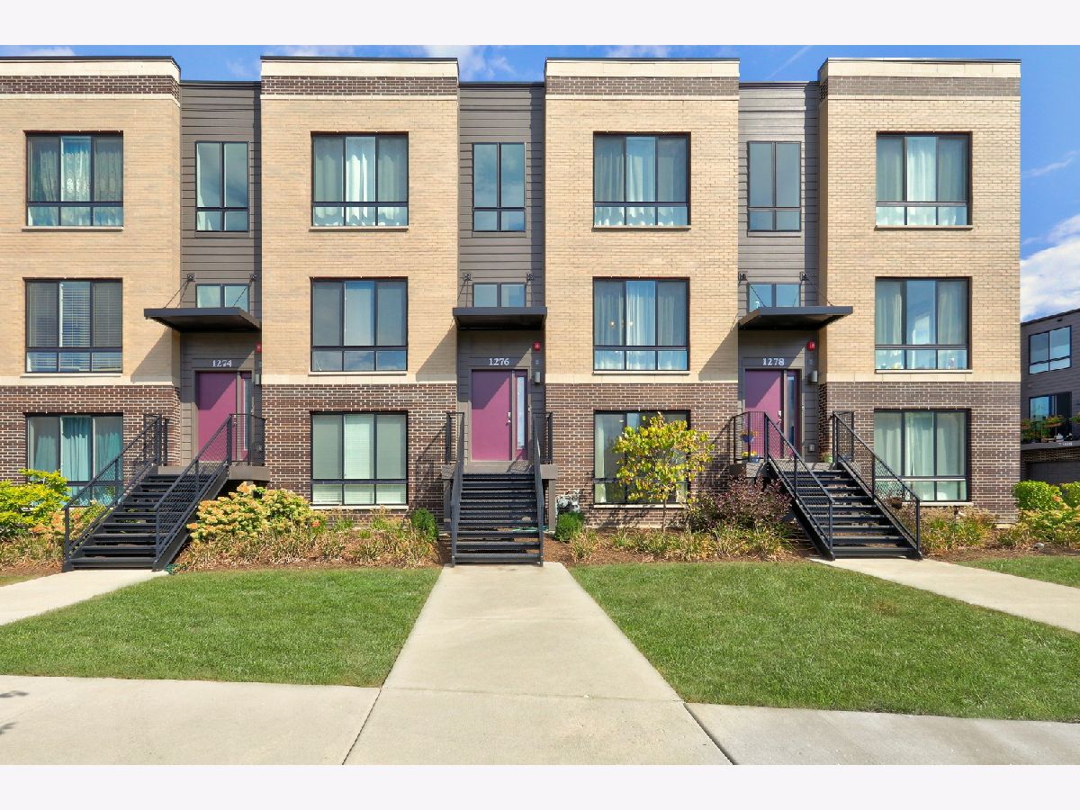  For Sale Schaumburg Illinois, 1276 Lakepointe Drive