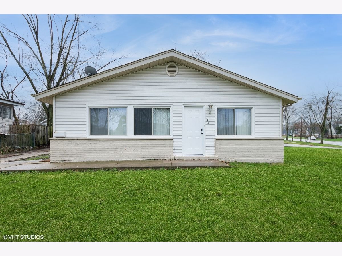 Rented Park Forest Illinois, 363 Winnebago