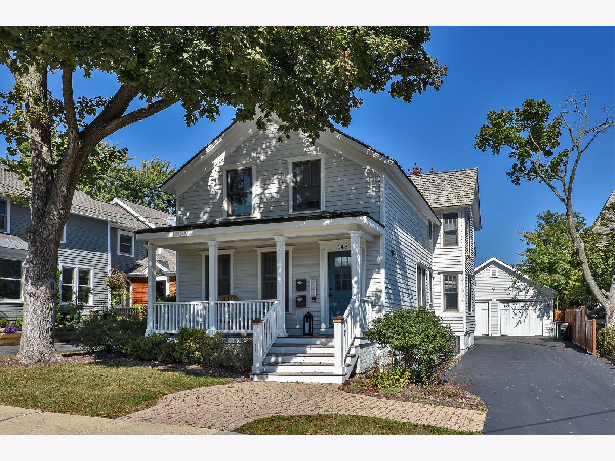  Sold Barrington Illinois, 148 Station