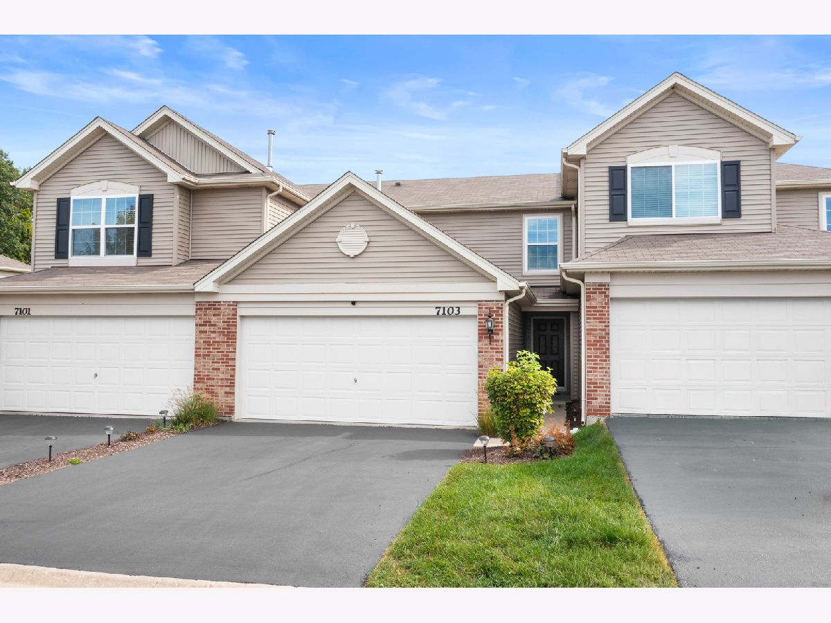  For Sale Fox Lake Illinois, 7103 Hidden Green Circle