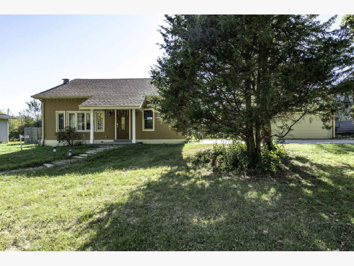  For Rent Zion Illinois, 1700 Gideon