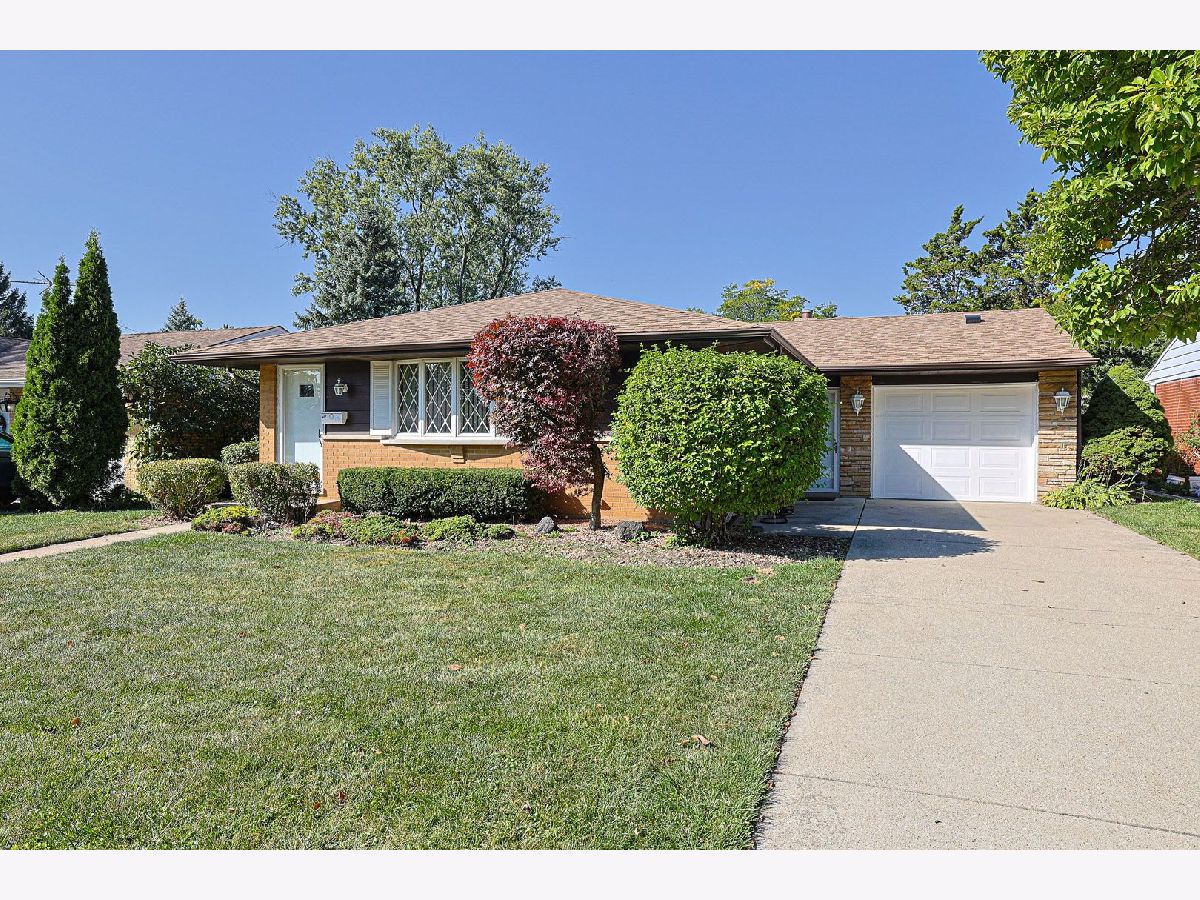  Rented Des Plaines Illinois, 650 Patricia