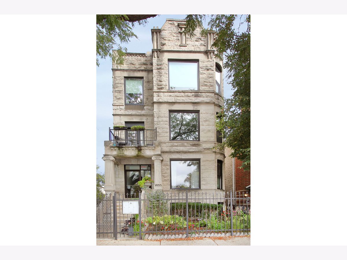 Condominiums & Homes For Rent Palmer Square Chicago Illinois, 2035 Kedzie